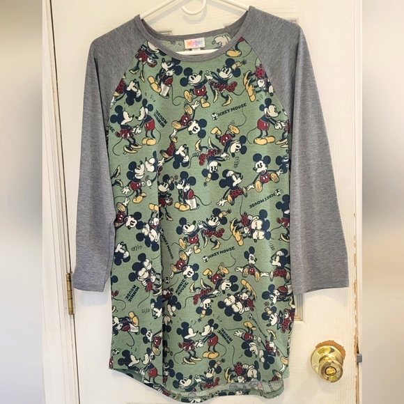 Lularoe Mickey Mouse Randy Top 2XL - Picture 2 of 10